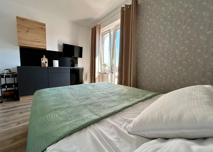 10tka Juliana Homestay szállás *